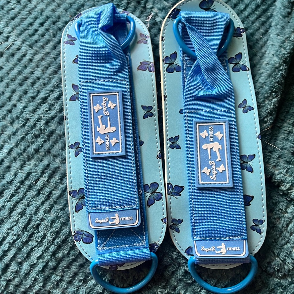 Suzie B Fitness Fitness Blue Floral Ankle Straps